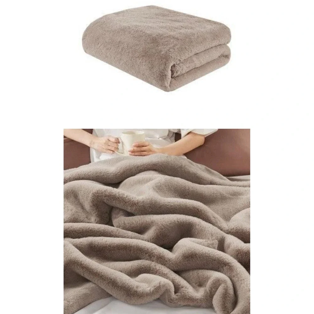 Madison Parker Faux Fur Throw Blanket Premium‎ (Reversible)- Tan/Beige 50x60 NWT